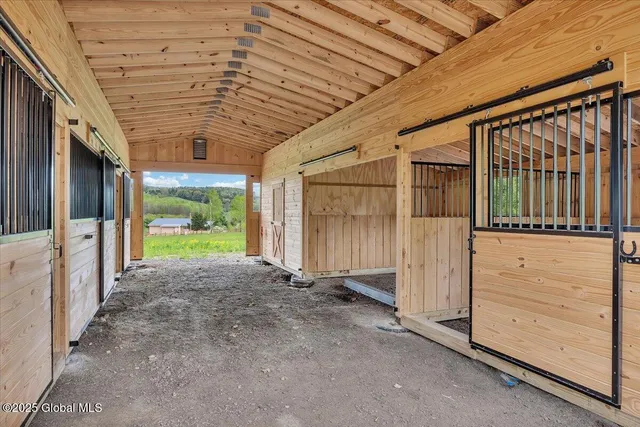 $1,200,000 | 156 Saddle Brook Court, Cooperstown, NY 13326