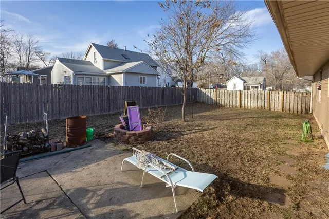 $215,000 | 126 North 17th Street, Lexington, MO 64067