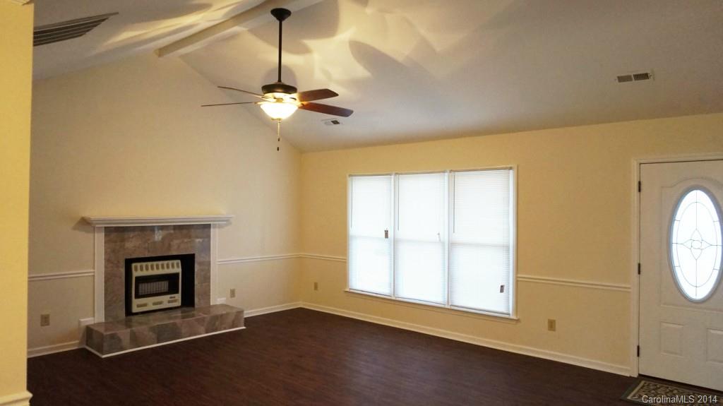 1625 Hoffman Road Gastonia, NC 28056 - Photo 2 of 16 Gallery Image 2