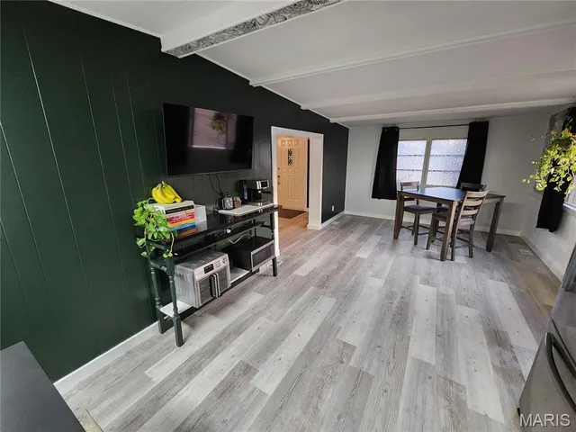 $244,500 | 25042 Monaco Lane, Lebanon, MO 65536