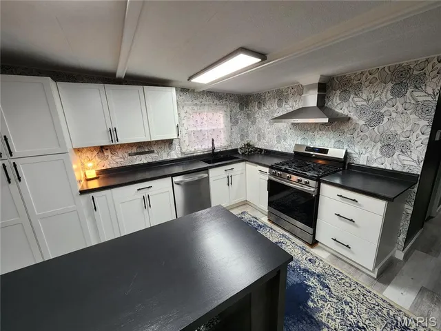 $244,500 | 25042 Monaco Lane, Lebanon, MO 65536