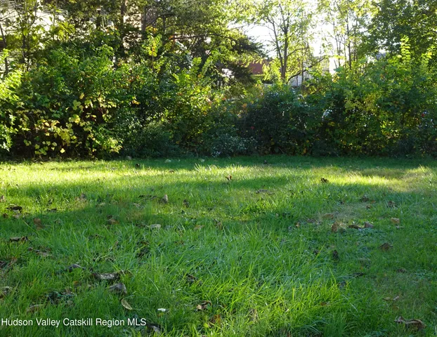 $2,550 | 823-825 Columbia Street, Unit 3, Hudson, NY 12534