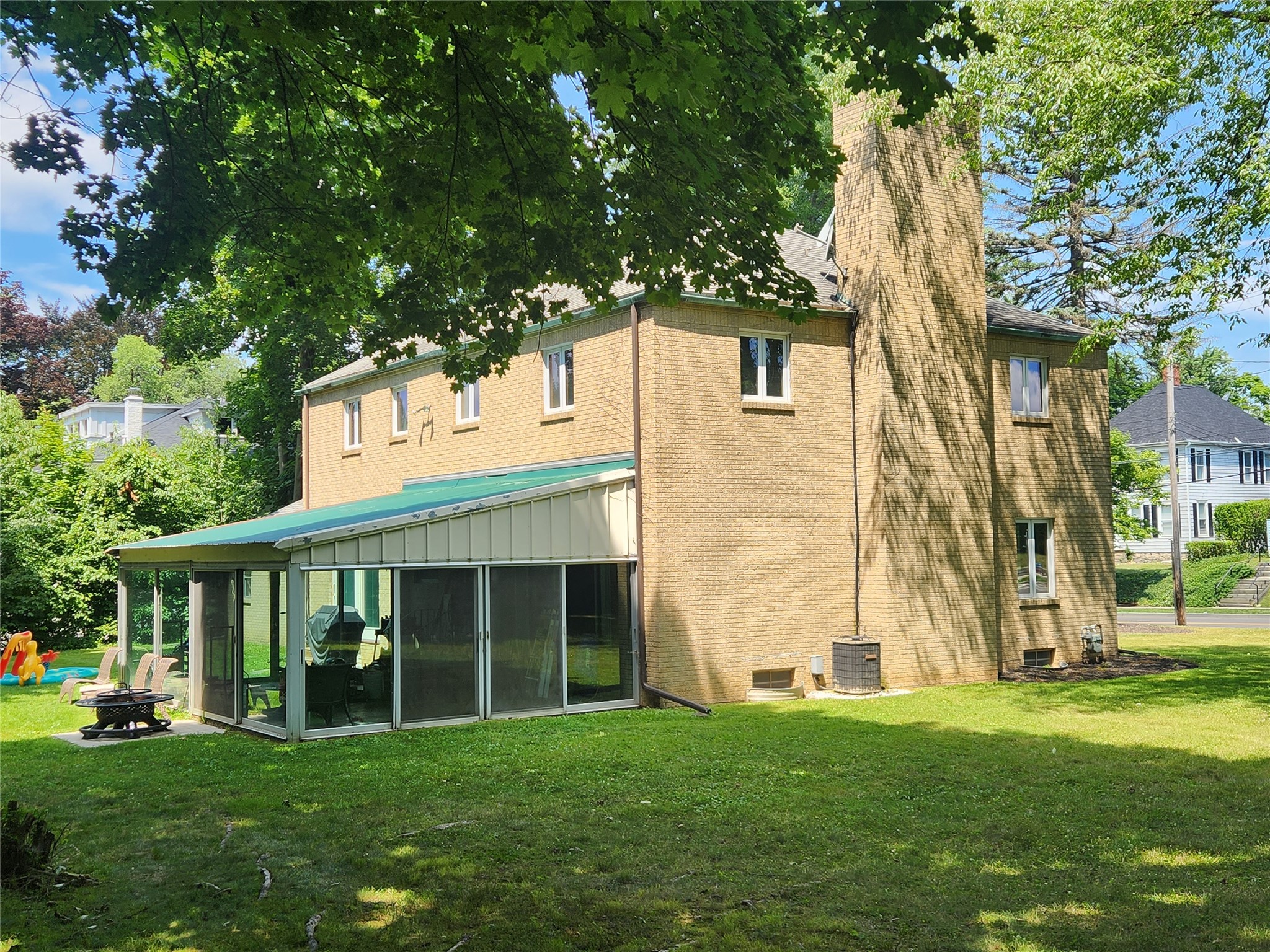 77 Riverside Drive Binghamton, NY 13905 - Photo 8 of 39