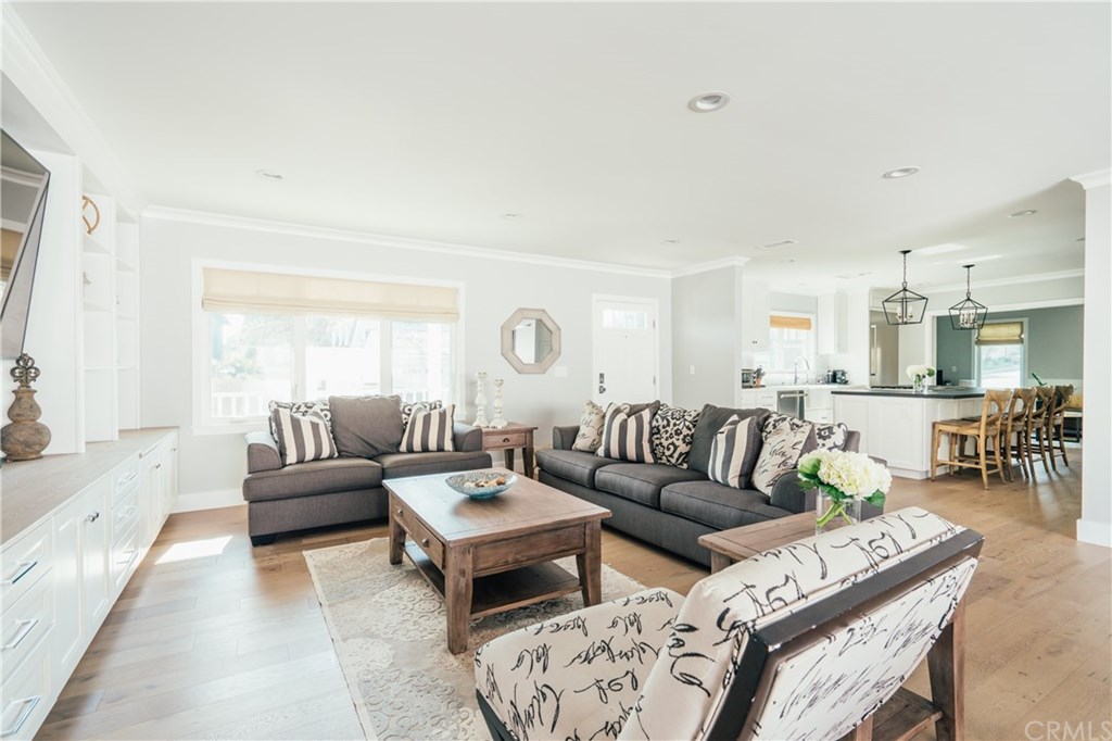 802 Center Street El Segundo, CA 90245 - Photo 6 of 47