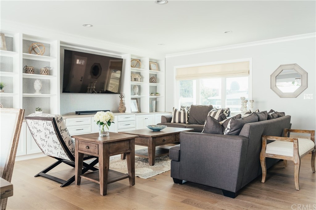 802 Center Street El Segundo, CA 90245 - Photo 10 of 47