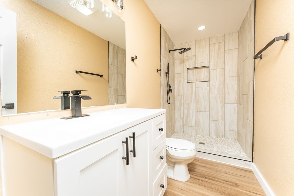 3531 Lawnview Street Corpus Christi, TX 78411 - Photo 9 of 10