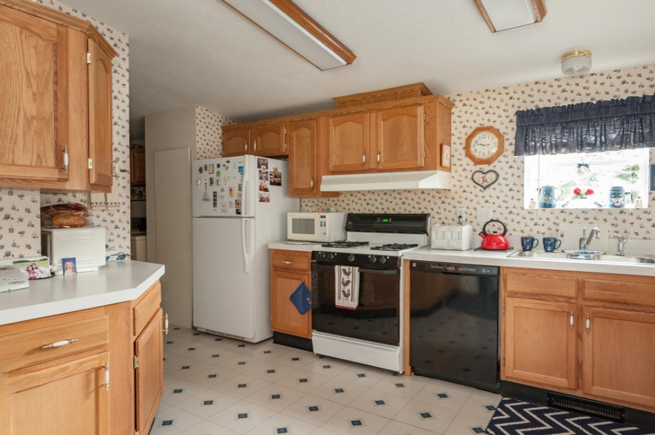 30365 Shaw Road Lawton, MI 49065 - Photo 6 of 22 Shaw-5