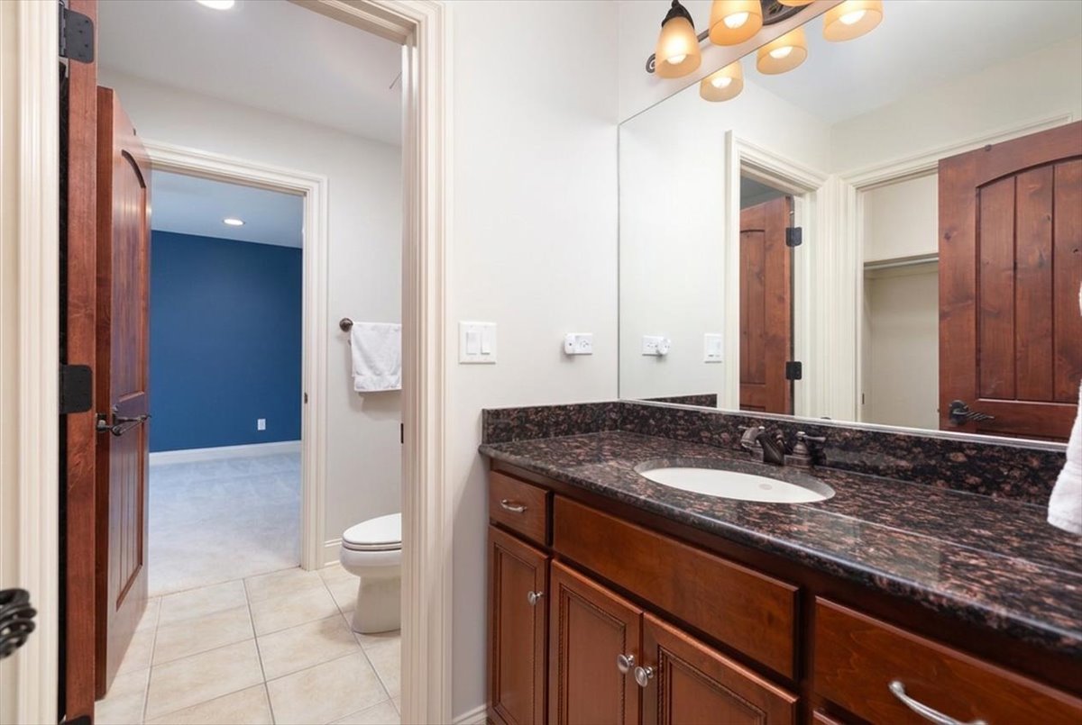 849 East Hillside Road Naperville, IL 60540 - Photo 37 of 53 Gallery Image 37