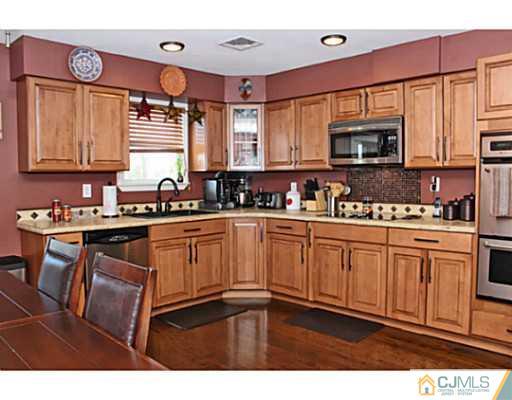 429 Crows Mill Road Fords, NJ 08863 - Photo 11 of 25 Gallery Image 11
