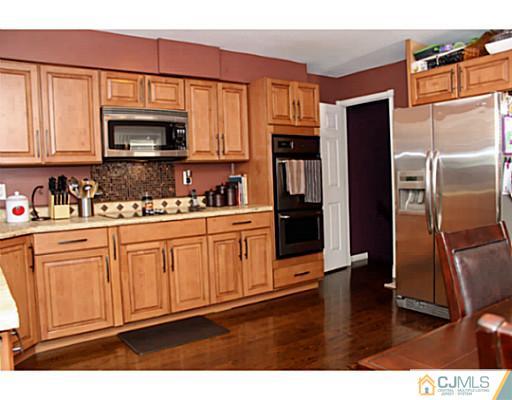 429 Crows Mill Road Fords, NJ 08863 - Photo 12 of 25 Gallery Image 12