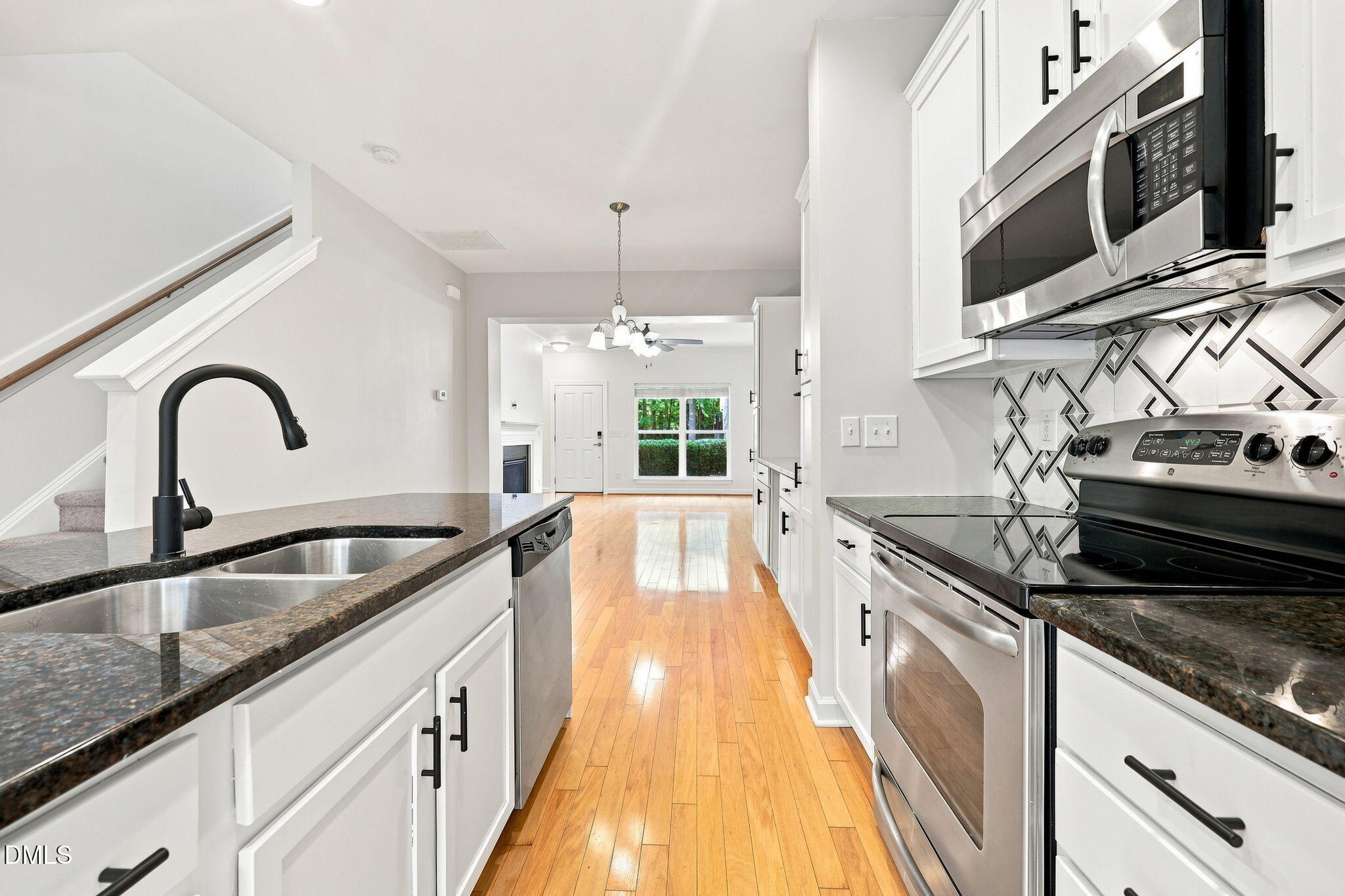 8749 Cypress Grove Run Raleigh, NC 27612 - Photo 16 of 43 29-web-or-mls-IMG_8737