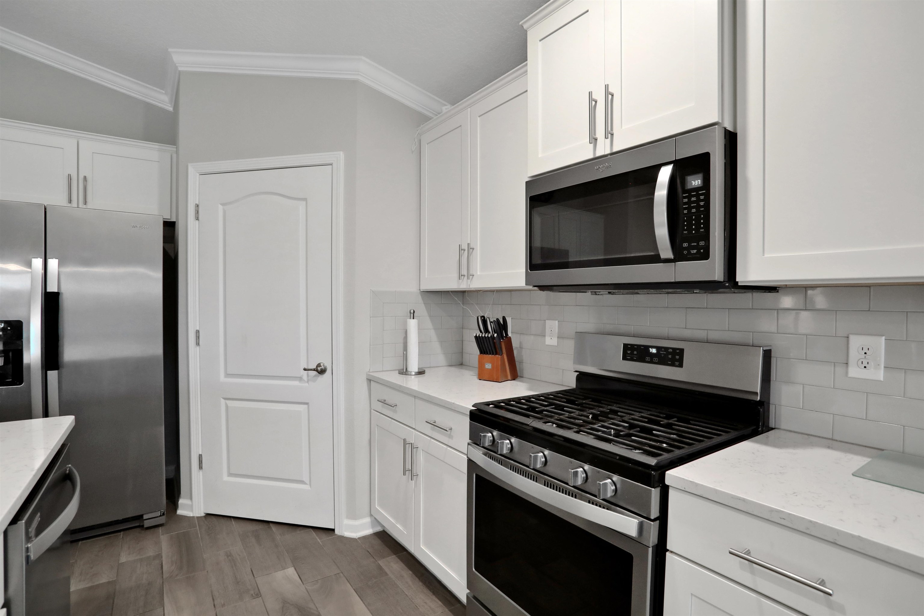 Undisclosed Address St. Augustine, FL 32095 - Photo 23 of 51 a kitchen with cabinets and steel stainless steel appliances