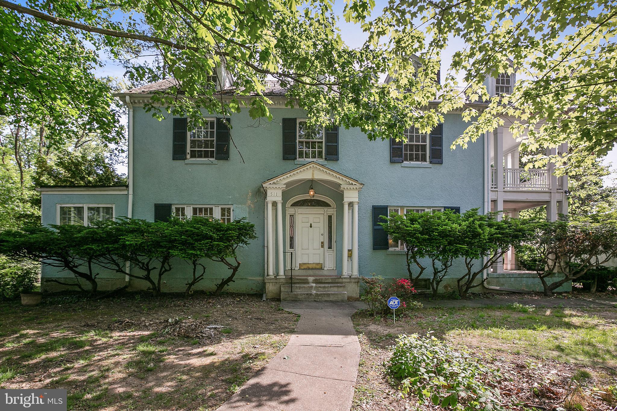511 Woodside Road Baltimore, MD 21229 - Photo 3 of 57