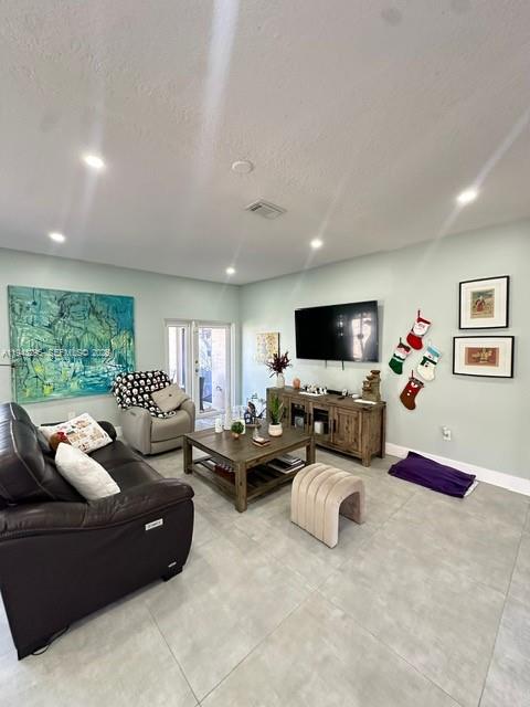 22903 Southwest 113th Path Miami, FL 33170 - Photo 6 of 29