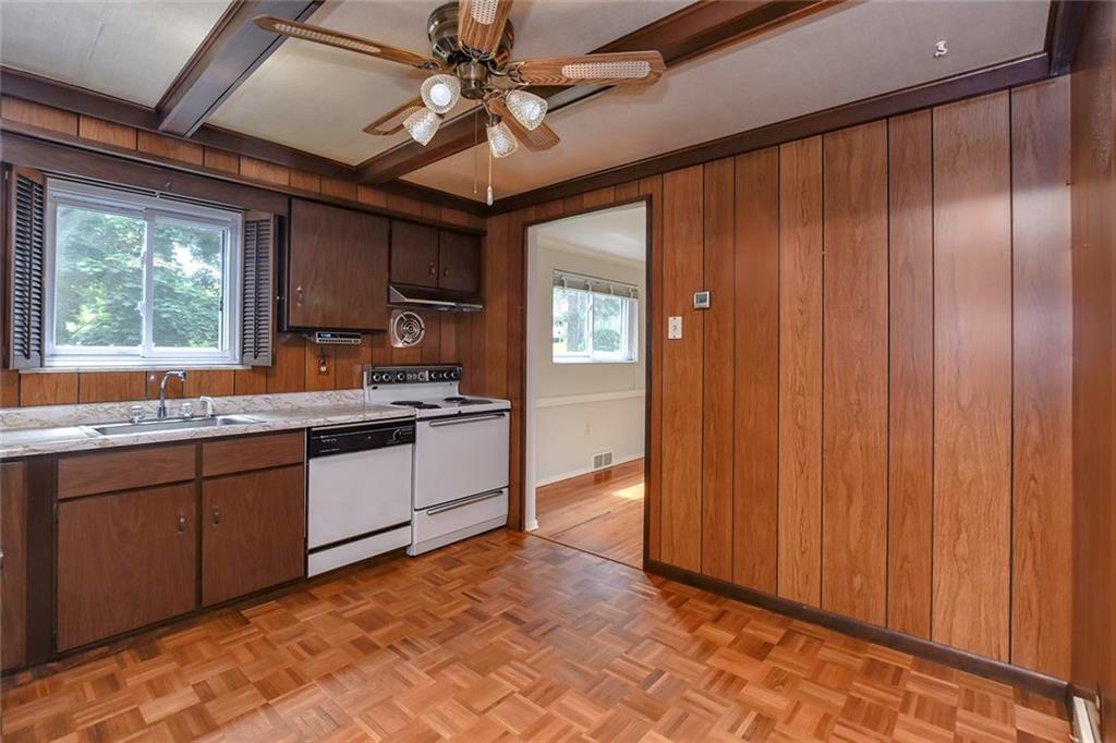 578 Thompson Run Road Pittsburgh, PA 15237 - Photo 15 of 22 Gallery Image 15