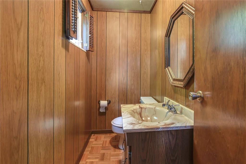 578 Thompson Run Road Pittsburgh, PA 15237 - Photo 16 of 22 Gallery Image 16