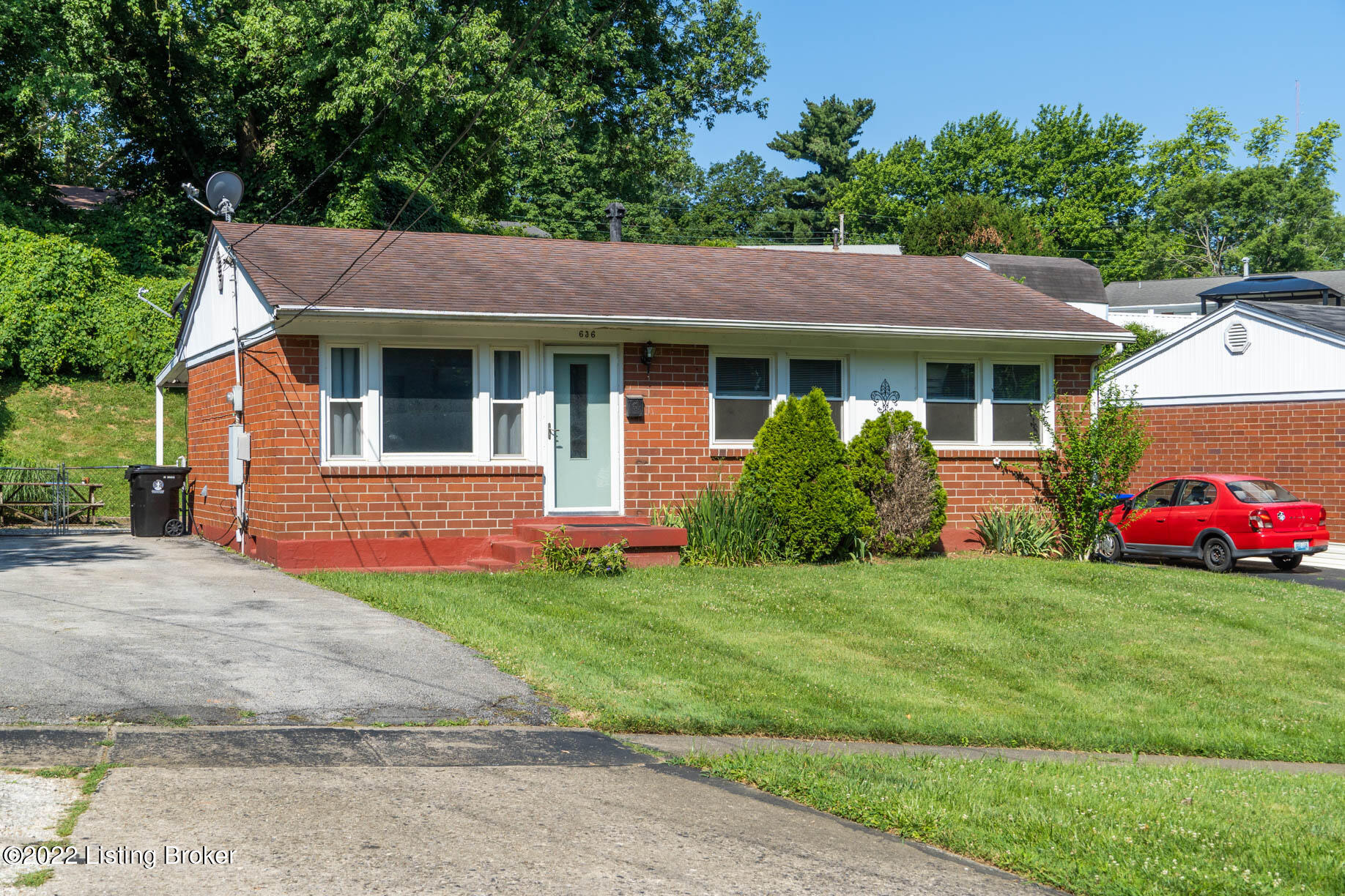 636 Emily Road Louisville, KY 40206 - Photo 16 of 18 636 Emily Rd, Louisville, KY 40206_029
