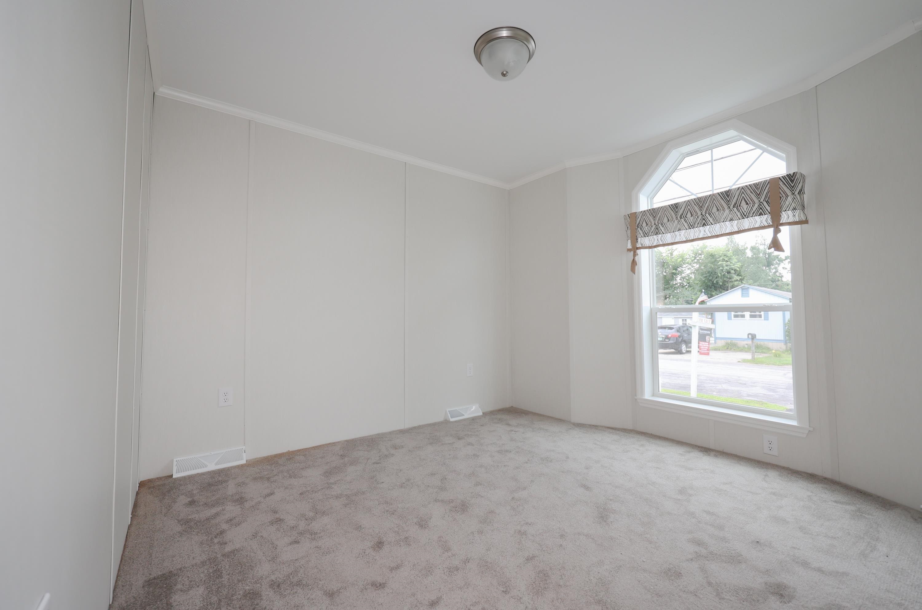 34 Stevens Drive Concord, NH 03301 - Photo 7 of 23