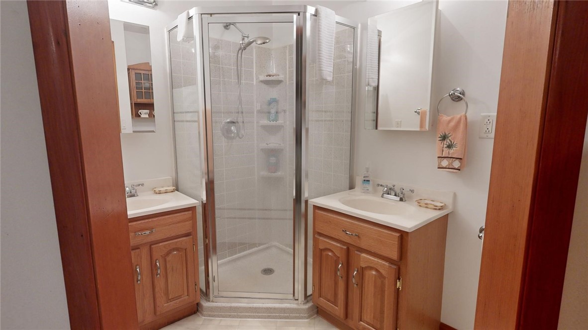 262 Hickorywood Drive Decatur, IL 62526 - Photo 13 of 31 Gallery Image 13