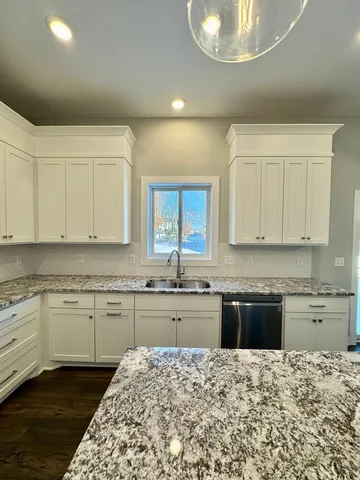 $3,650 | 12715 Edison Street Northeast, Blaine, MN 55449