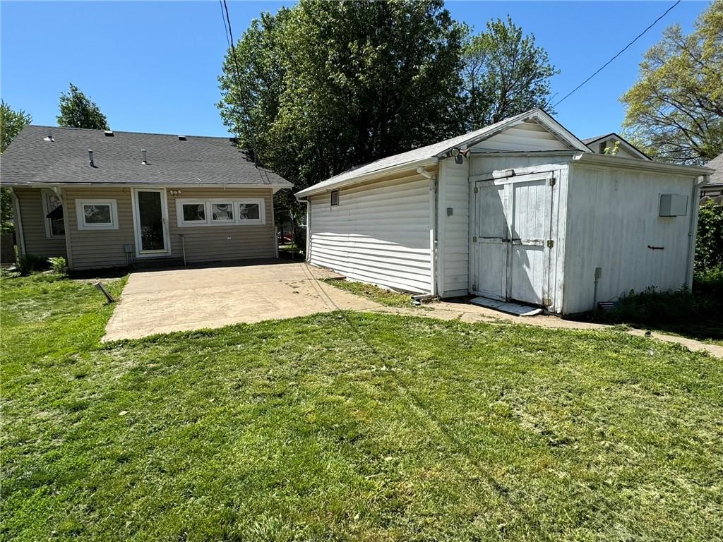 304 East Pacific Avenue Osawatomie, KS 66064 - Photo 17 of 19