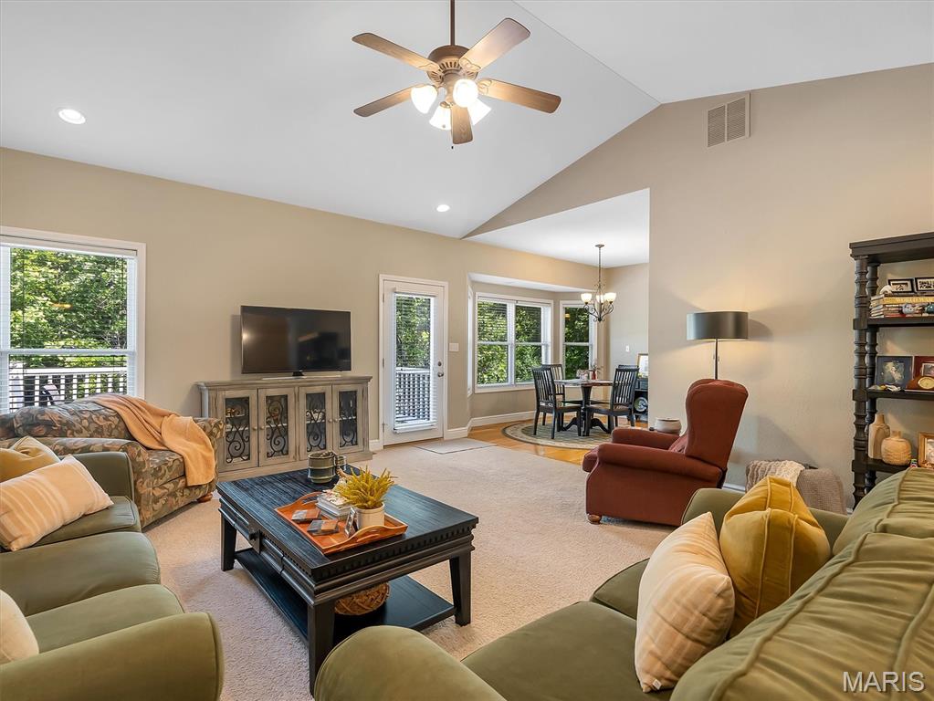 4522 Highway Jj Bourbon Mo 65441 Bourbon, MO 65441 - Photo 19 of 71