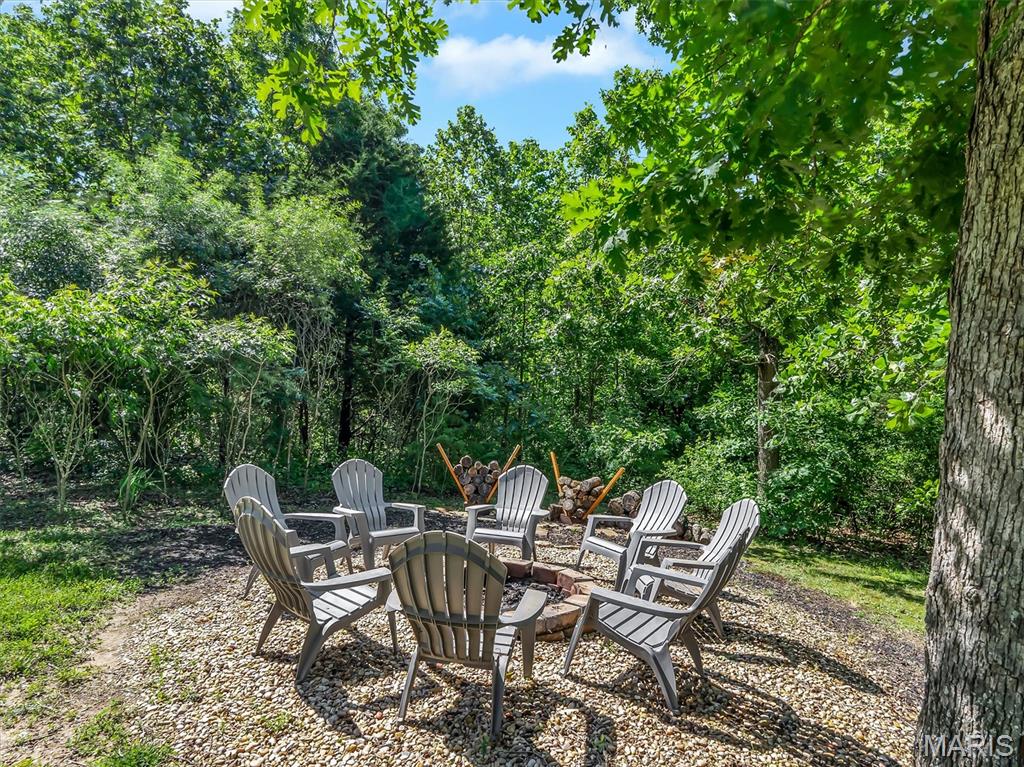 4522 Highway Jj Bourbon Mo 65441 Bourbon, MO 65441 - Photo 5 of 71