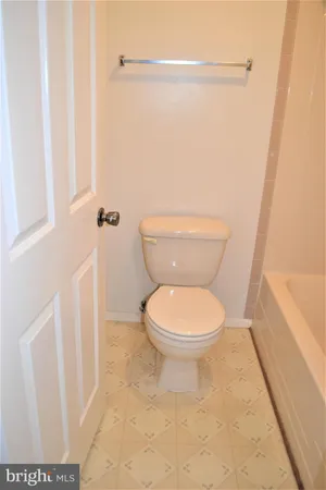 $2,550 | 8349 Windfall Road, Springfield, VA 22153