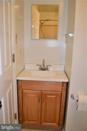 $2,550 | 8349 Windfall Road, Springfield, VA 22153