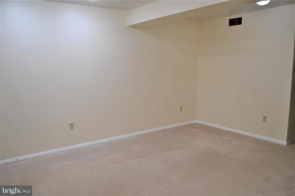 $2,550 | 8349 Windfall Road, Springfield, VA 22153