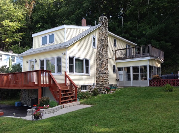 35 Keyes Road Westford, MA 01886 - Photo 1 of 17