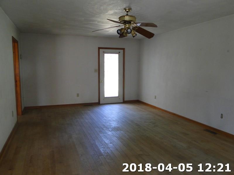3912 Nemmo Road Vinton, VA 24179 - Photo 8 of 18 living room