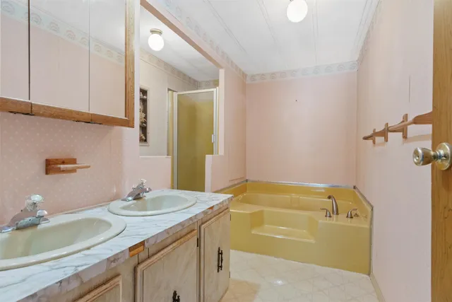 $195,000 | 5520 Helke Road, Wisconsin Rapids, WI 54494