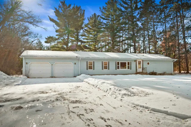 $195,000 | 5520 Helke Road, Wisconsin Rapids, WI 54494