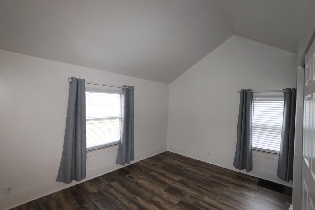 5469 East Potter Road Flint, MI 48506 - Photo 23 of 31 50129569-f24a4f7e-afc5-4b26-a11a-39c39e1cee9f.JPG