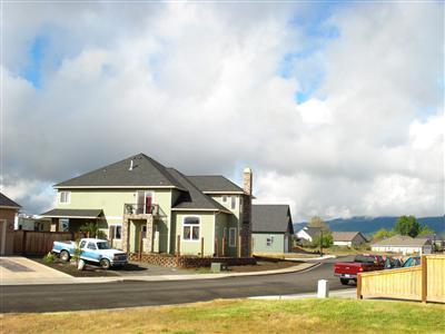 2155 Rabun Way Central Point, OR 97502 - Photo 10 of 10 View Westward from the lot