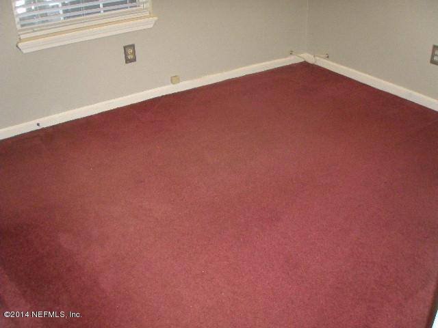 2070 Benedict Road Jacksonville, FL 32209 - Photo 28 of 38 a view of an empty room