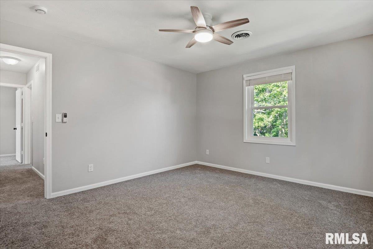 408 Golf Road Springfield, IL 62704 - Photo 35 of 60