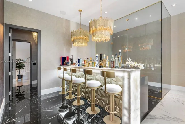 $11,900,000 | 17900 Southwest 70th Place, Southwest Ranches, FL 33331