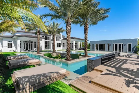 $11,900,000 | 17900 Southwest 70th Place, Southwest Ranches, FL 33331