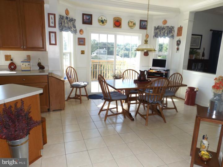 145 Statesman Road Chalfont, PA 18914 - Photo 5 of 24 Gallery Image 5