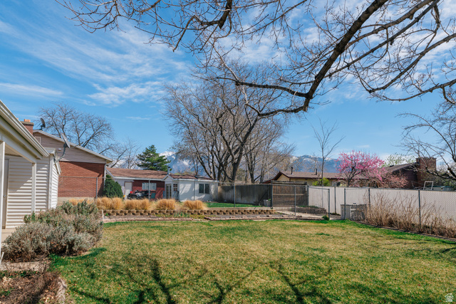 322 Lane Circle Sandy, UT 84070 - Photo 36 of 38