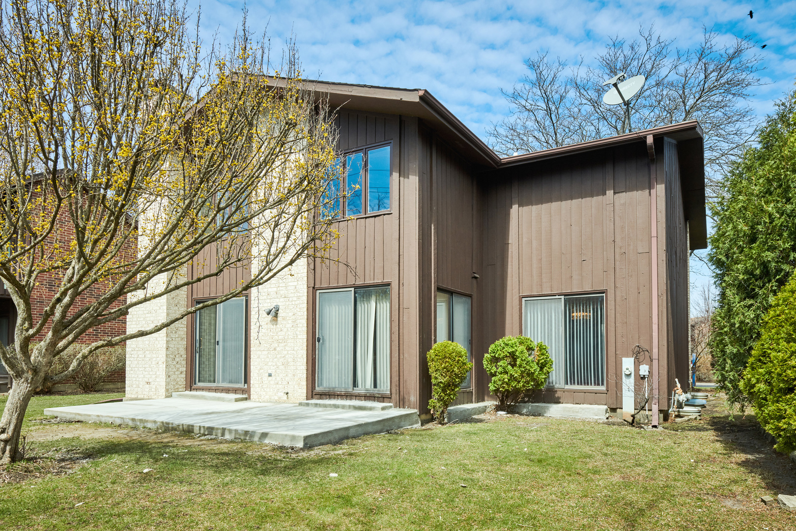 3035 Rennes Court Northbrook, IL 60062 - Photo 3 of 53 Gallery Image 3