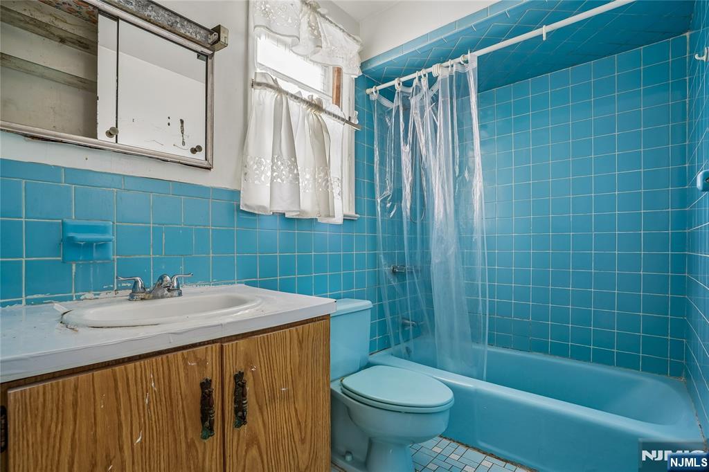 68 Chestnut Street Montclair, NJ 07042 - Photo 16 of 33