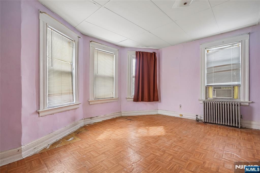 68 Chestnut Street Montclair, NJ 07042 - Photo 17 of 33