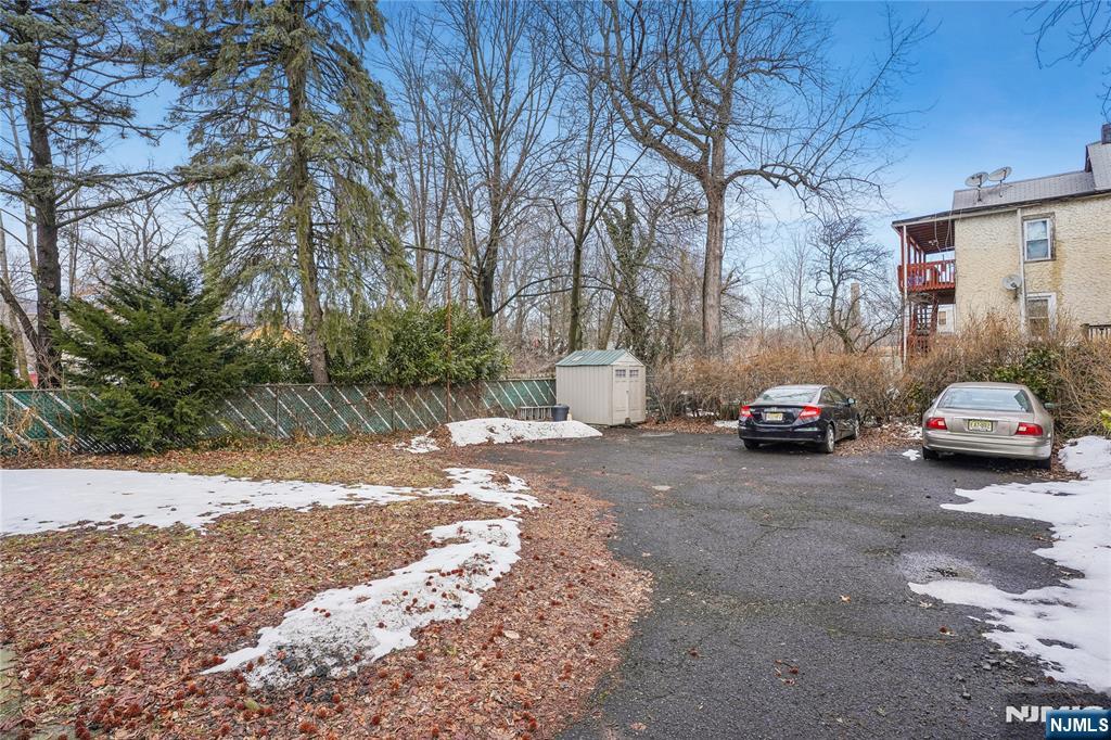 68 Chestnut Street Montclair, NJ 07042 - Photo 27 of 33