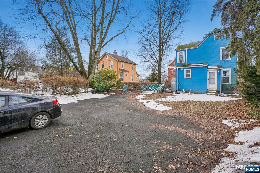 68 Chestnut Street Montclair, NJ 07042 - Photo 31 of 33