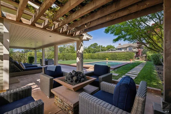 $3,348,000 | 1830 East Napa Street, Sonoma, CA 95476