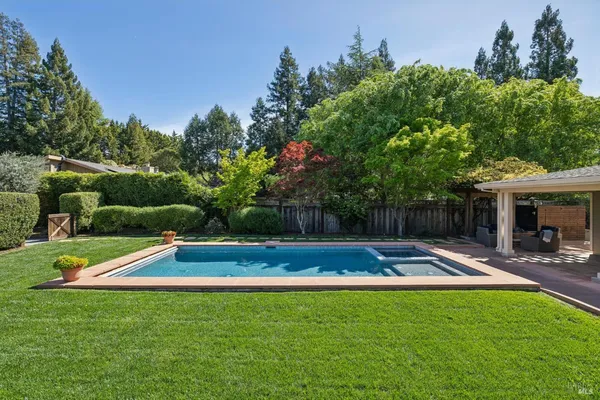 $3,348,000 | 1830 East Napa Street, Sonoma, CA 95476