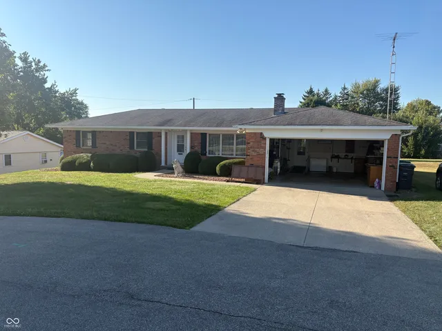 $265,500 | 1031 West 11th Street, Rushville, IN 46173